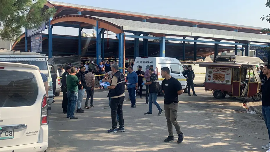 Adana’da silahlı çatışma: Seyyar satıcı öldü, 3’ü ağır 6 yaralı var