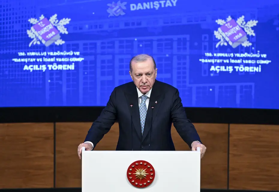 Cumhurbaşkanı Erdoğan’dan yeni anayasa mesajı. “Yeni anayasa gündemimizin üst sıralarında”