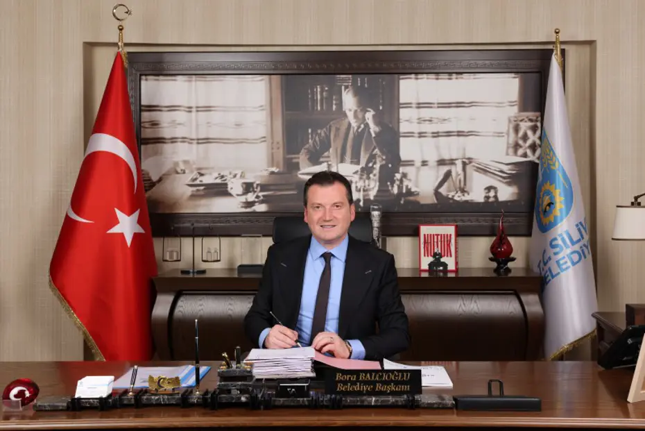 Silivri Belediyesi’ne yolsuzluk operasyonu. Belediye Başkanı Bora Balcıoğlu gözaltında