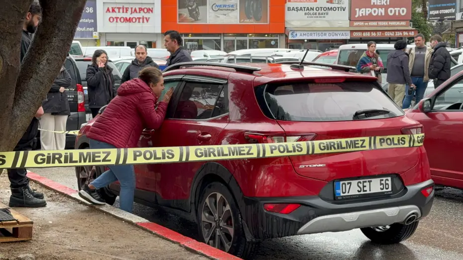 En zor an! Arabasında ölü bulundu, yakınları gözyaşı döktü