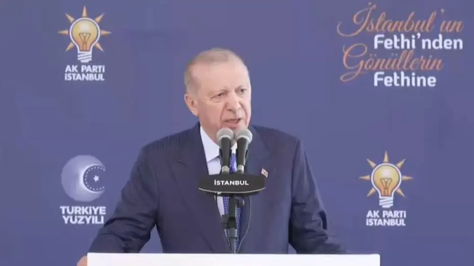 Cumhurbaşkanı Erdoğan: Bayrağımız gökyüzünde nazlı nazlı dalgalansın, fethin 573’üncü yılı kutlu olsun