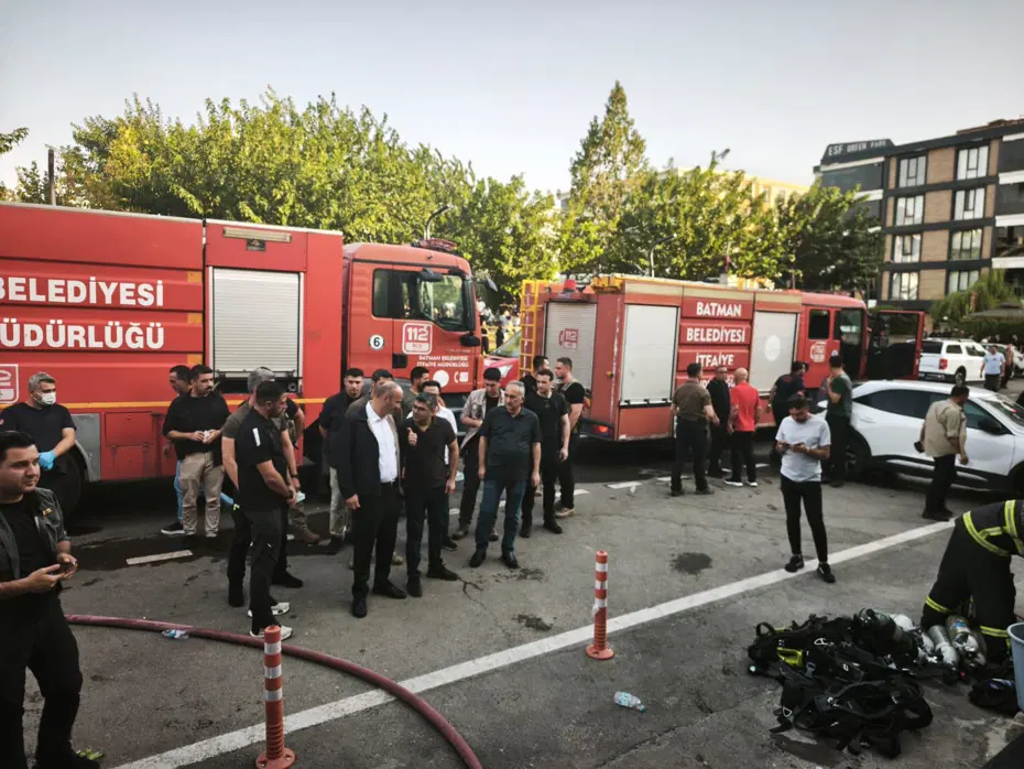Batman’da spor salonunda çıkan yangında 2 kişi öldü, 10 kişi yaralandı