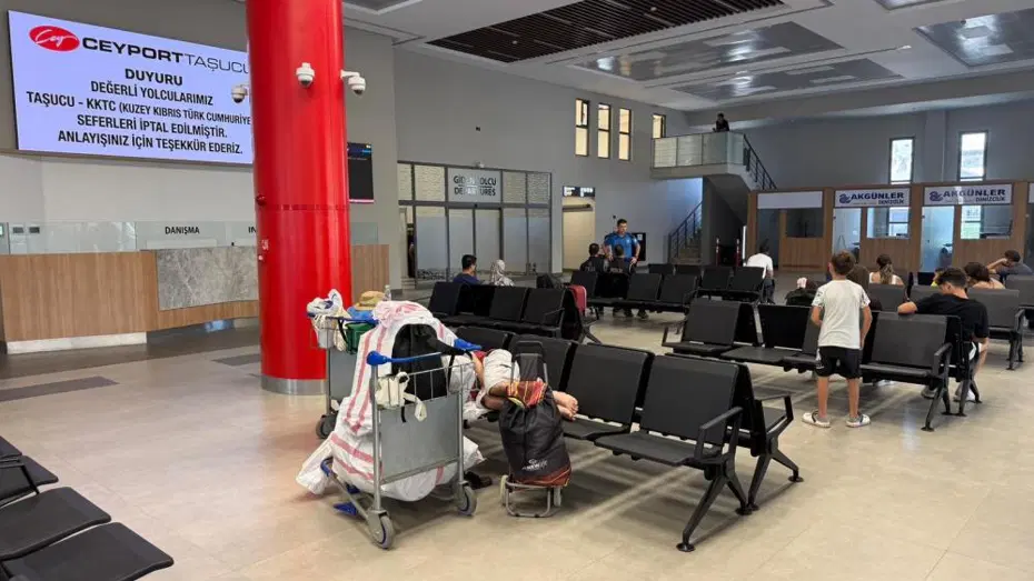 Mersin-Girne feribot seferleri iptal edildi